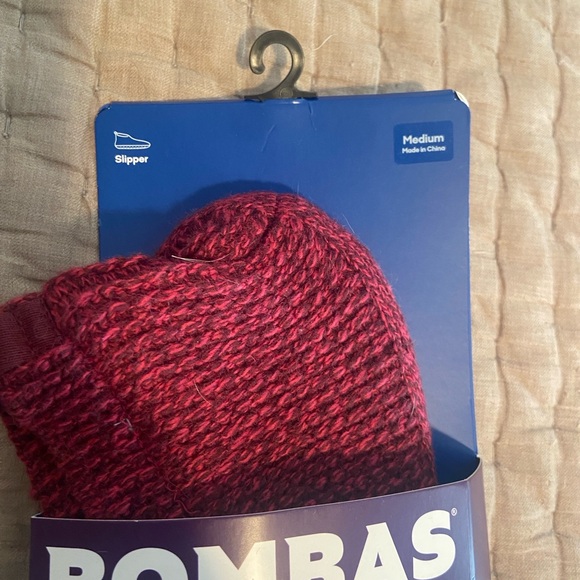 Bombas women's  Maroon Gripper Slipper Socks - Picture 6 of 7